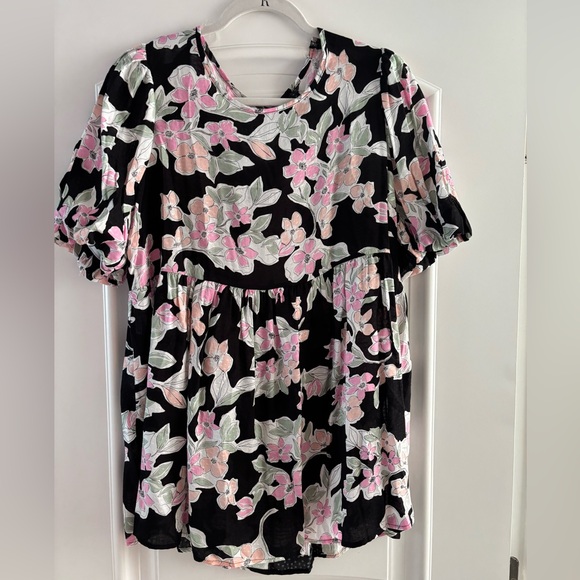 NWT - Jacquard Floral Babydoll Top - Picture 1 of 9